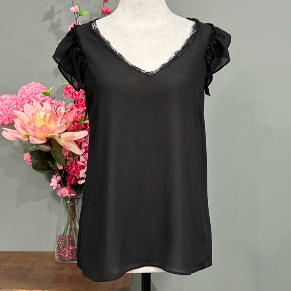 Rose + Olive Short Sleeve Top - Picture 1 of 11